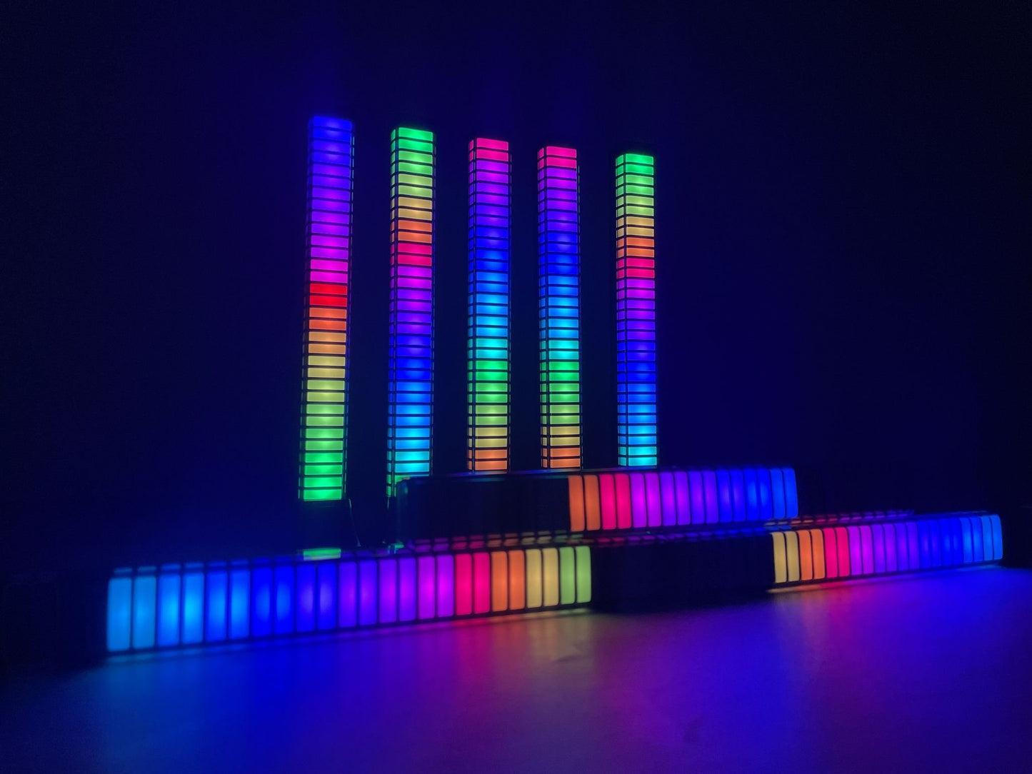Music LED Bar - Lyser i 3 dimensioner, Laddbar & Ljudstyrd, Synkar med musiken